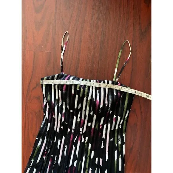 Vintage Y2K Cache Women's Black Multi Pleated Midi Dress - 6 - Picture 10 of 14